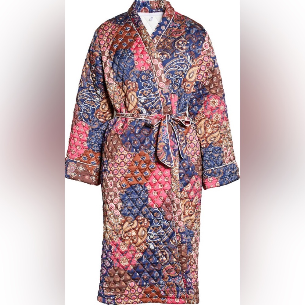 New Women’s Kilo Brava Patchwork Paisley Quilted Robe!!🔥🔥🔥